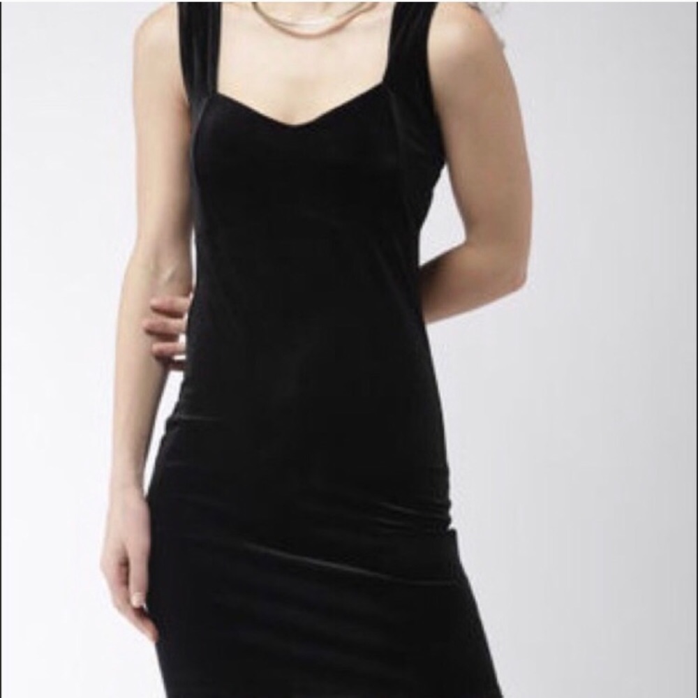 ♥️ Forever 21 Black Dress